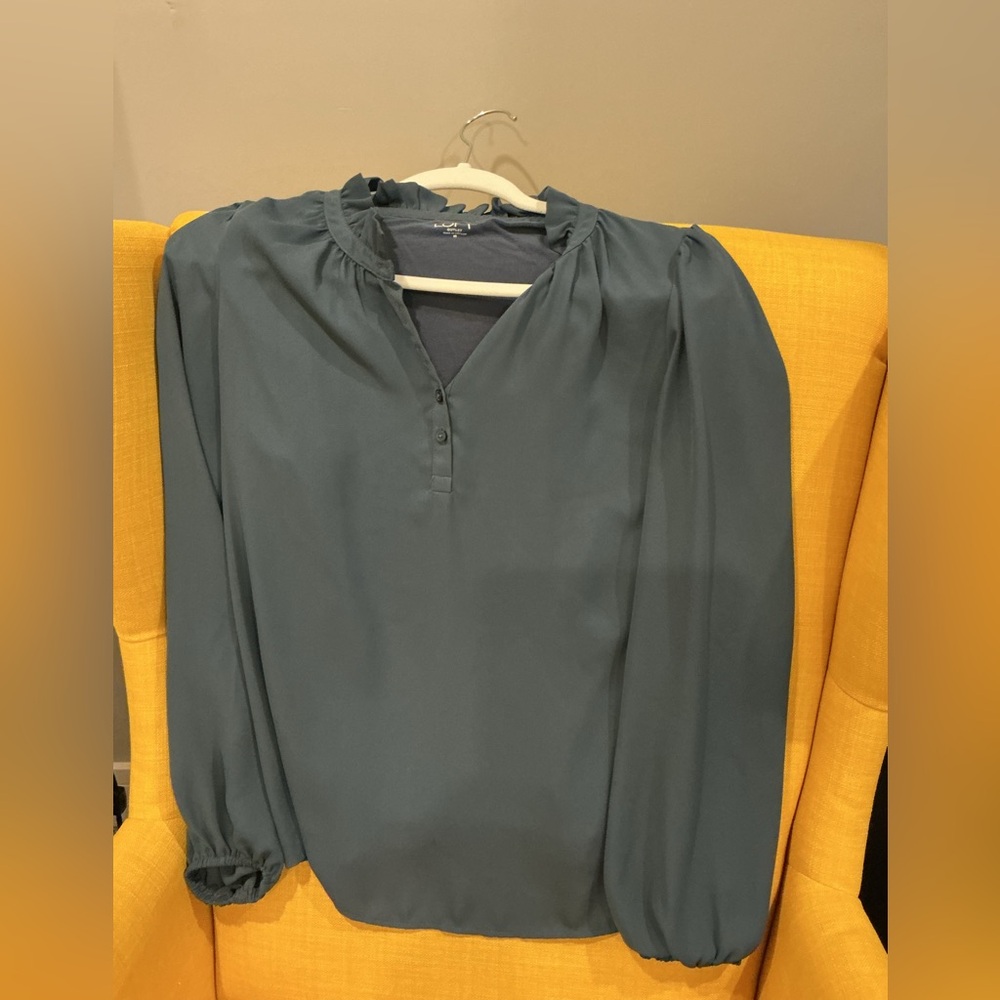Elegant and Casual Blueish Grayish LOFT Blouse Size M